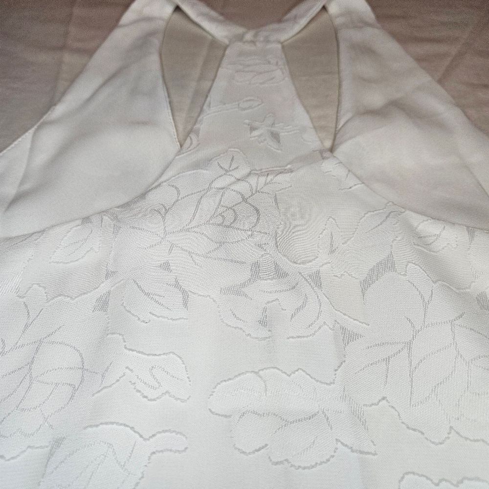Three Eighty Two Alexa Floral Ebroidered Tank White Medium NWT